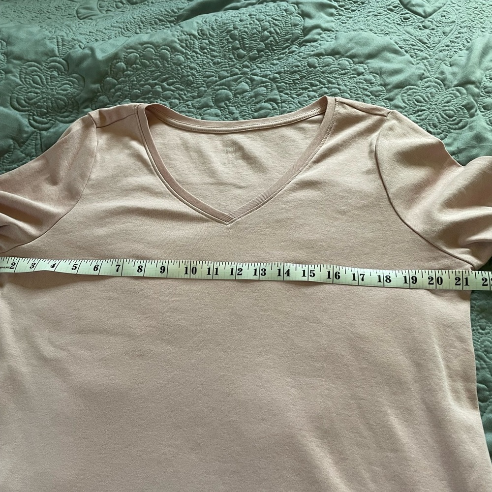 JJill L pink tunic. V neck. - Picture 3 of 5